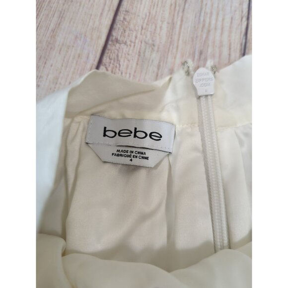 BEBE Women's WHite Skirt A-Line Lace Crotchet Trim Cut Out Zip Back Size 4 - Picture 4 of 6